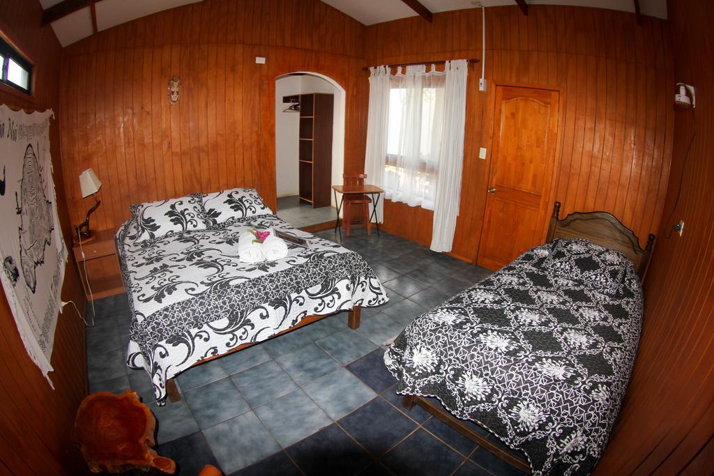 Cabanas Keuhenua Hanga Roa Exterior photo
